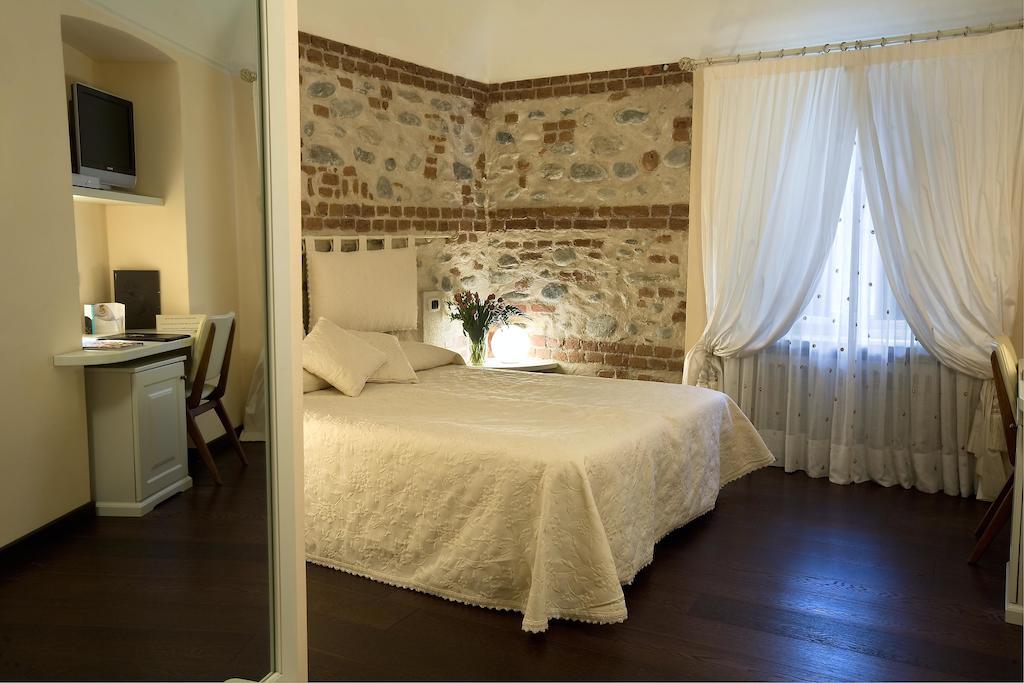 Hotel Cascina Di Corte Venaria Reale Rum bild